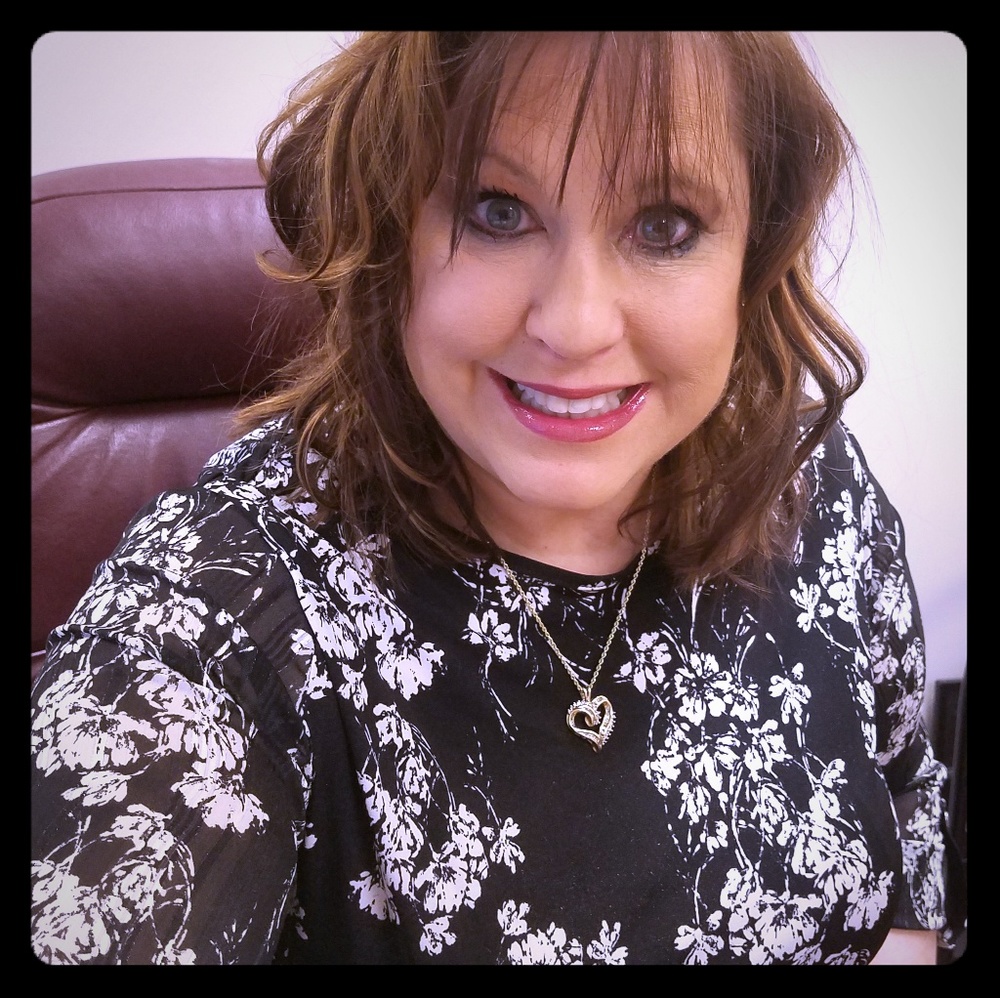 Meet your Posher, Rebecca